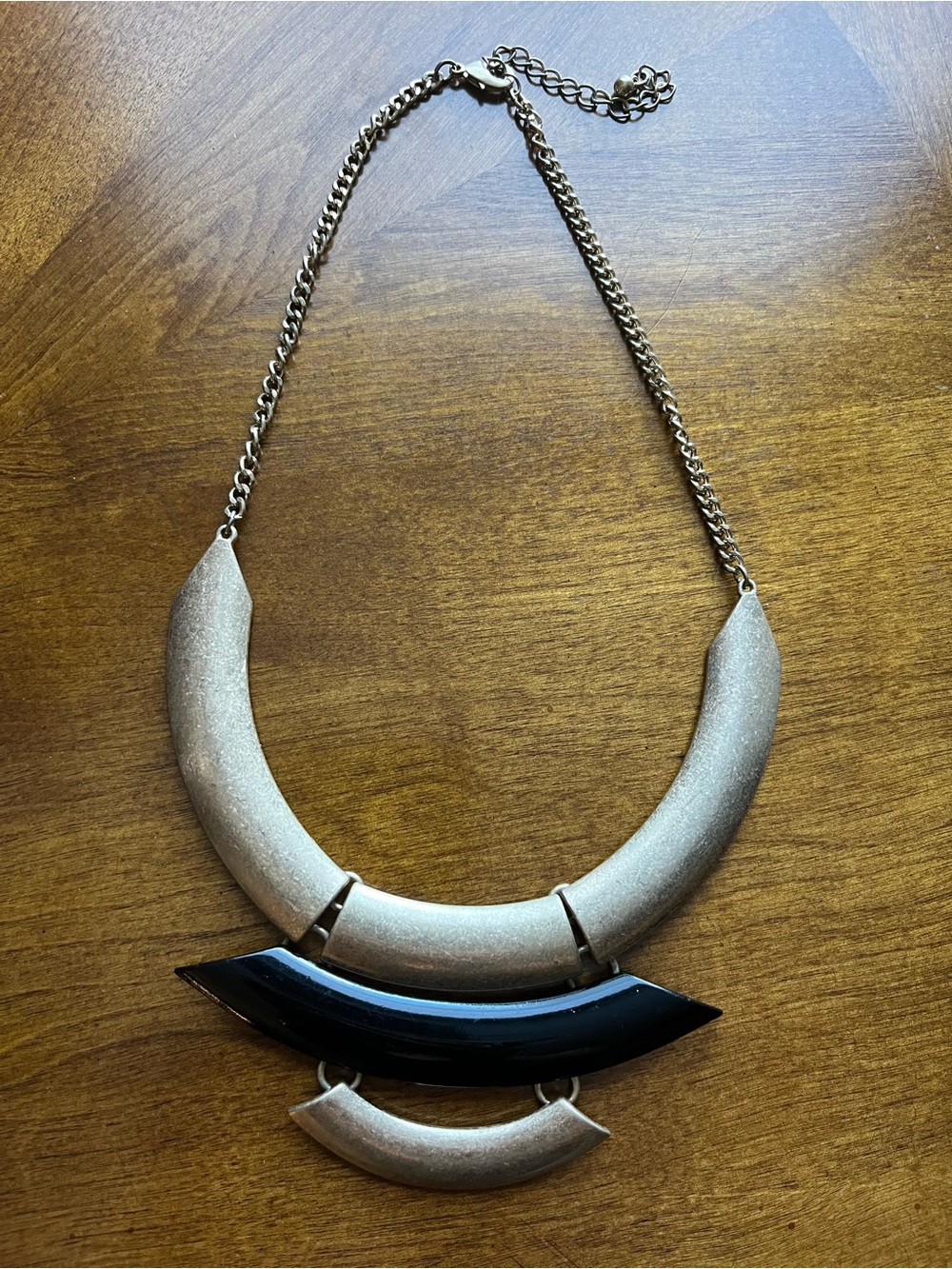 Chunky Metallic Statement Necklace in Shimmery Champagne & Black
